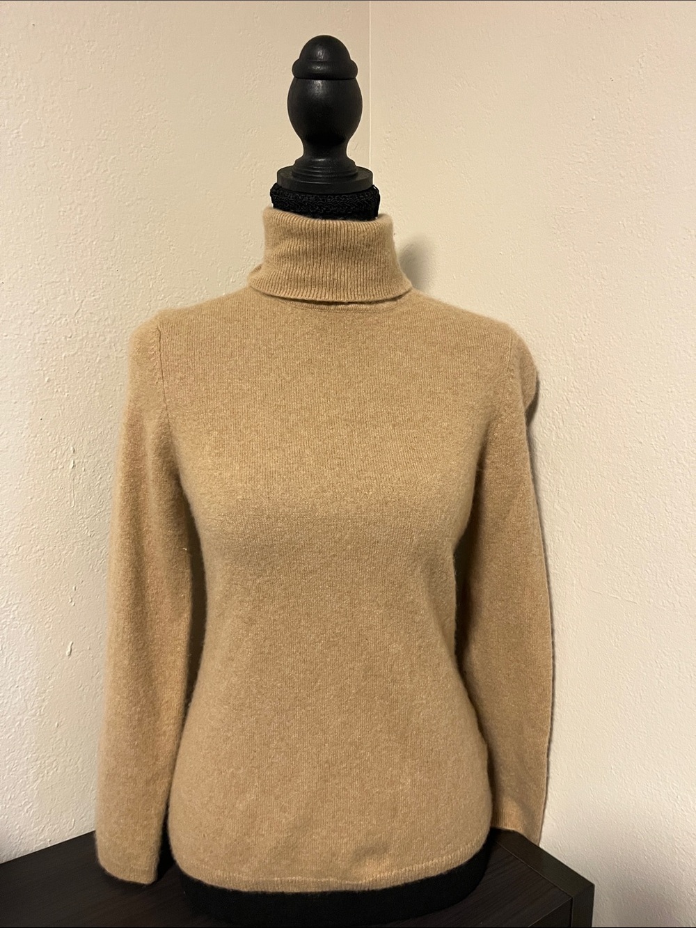 Charter Club 100% Cashmere Classic Camel Turtleneck Sweater - Medium